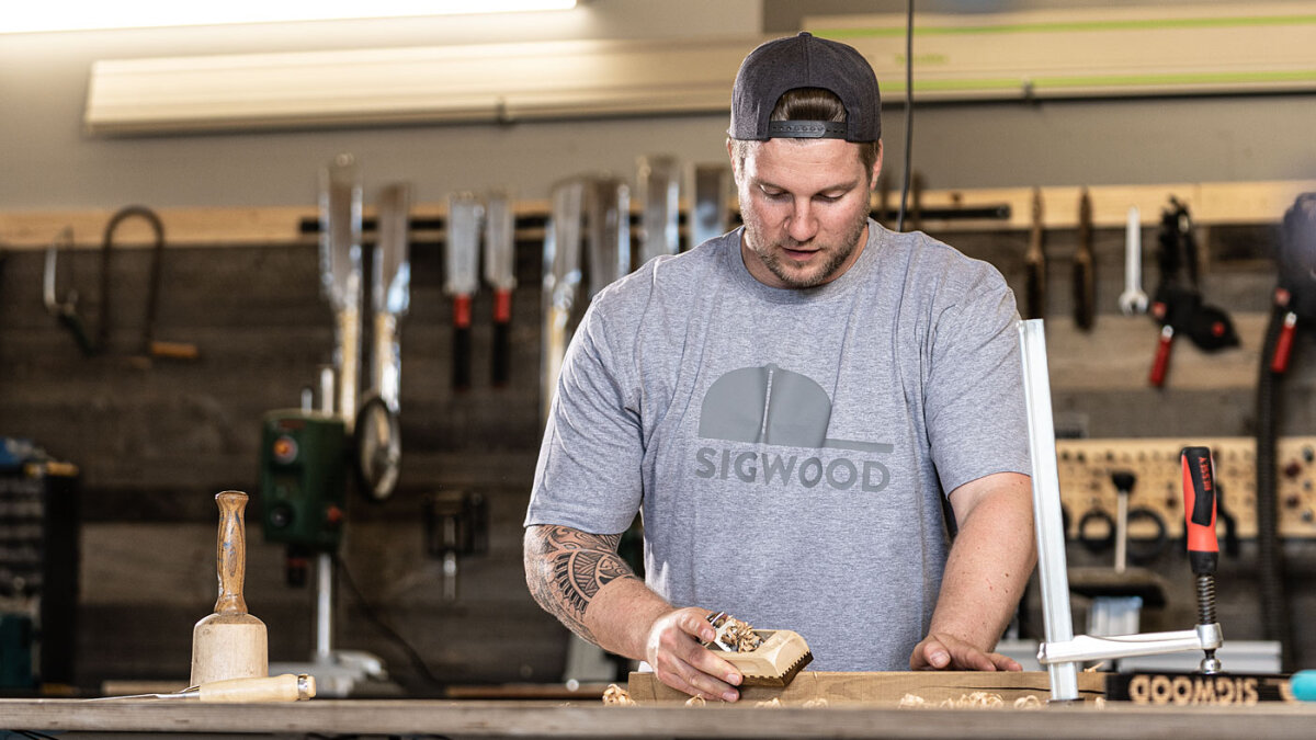 SIGWOOD T-Shirt